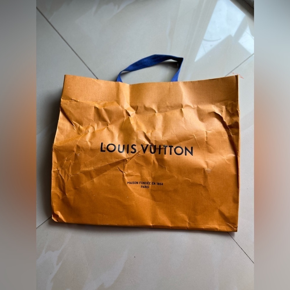 Louis vuitton large shopping bag - Picture 16 of 16